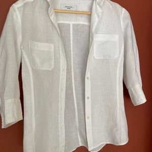 Weekend MaxMara button up linen blouse.